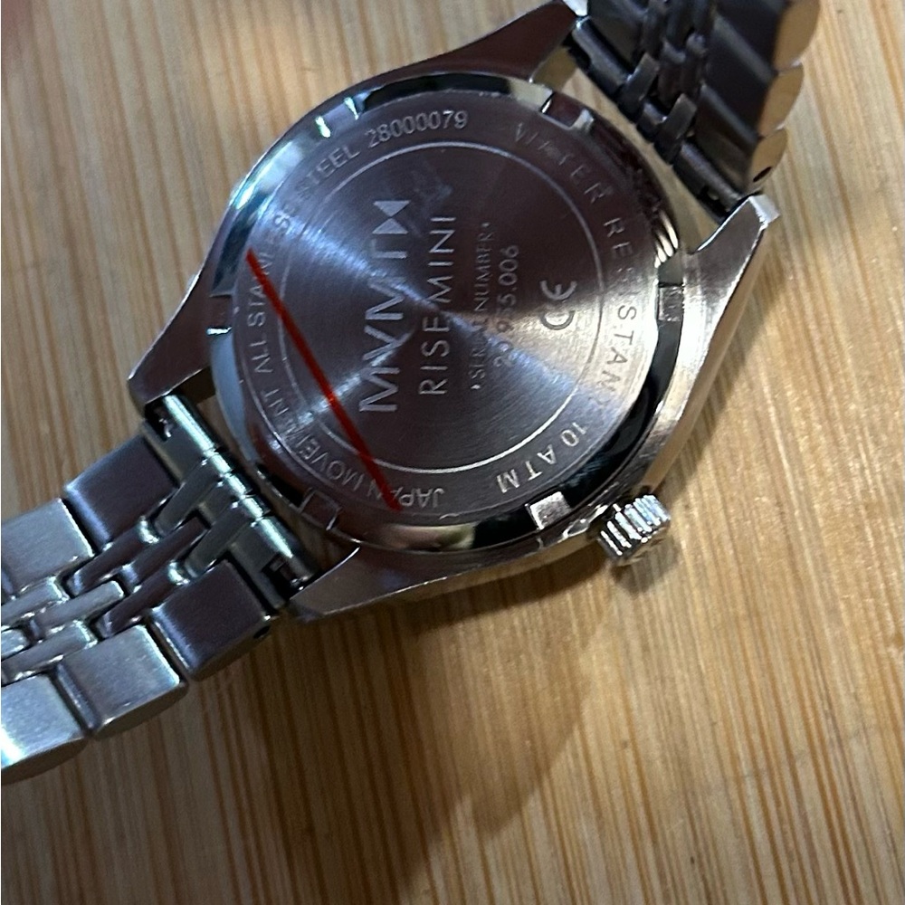 MVMT Rise Watch With 30mm SkyBlue Face With Silver Bracelet - Picture 5 of 11